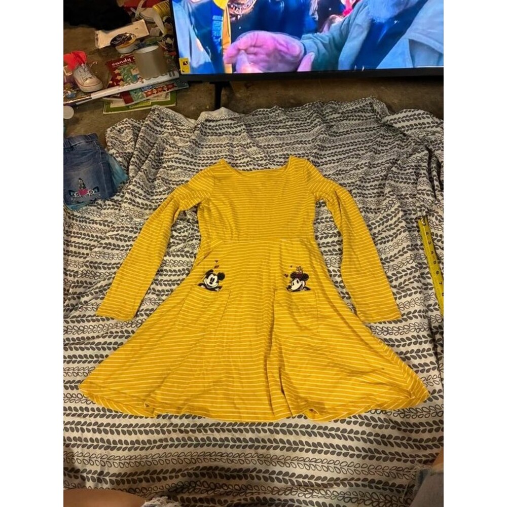 Girl’s Disney Mickey Mouse Yellow & White Striped Long Sleeve Dress Size 7